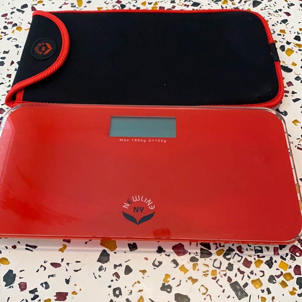 Newline Travel Scale